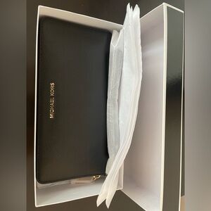 Michael Kors Wallet new unused